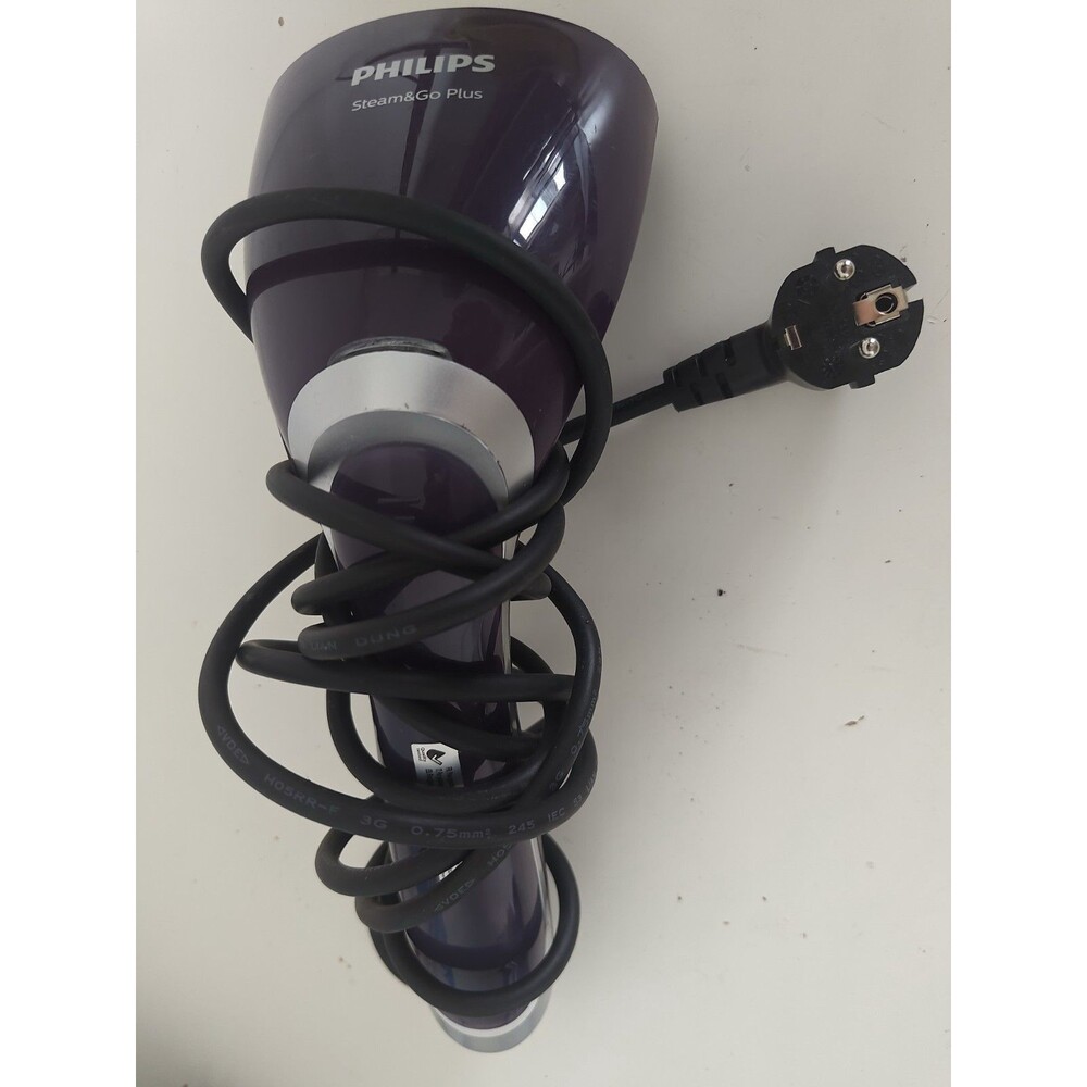 Philips GC362 Steam & Go Handheld Garment Steamer Iron GC362/88 220V Only